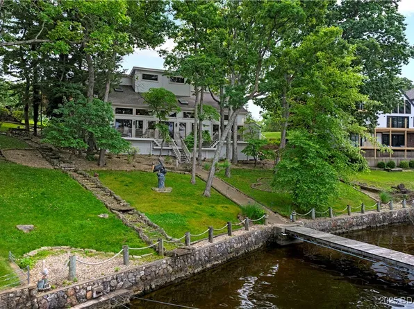 1759 Chimney Point, Sunrise Beach, MO 65079