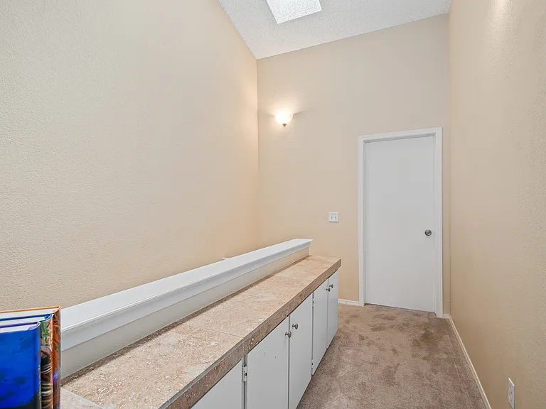 1930 Newland Ct — Photo 11