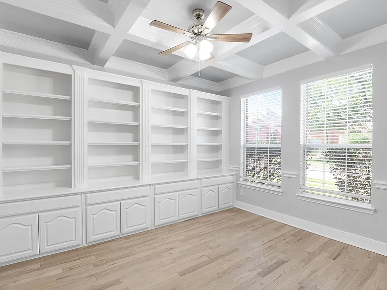 14895 Farmcote Dr — Photo 12