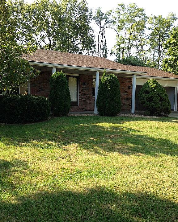 1st image of 300 Westglen Dr