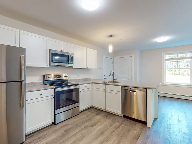 Apartments at Brunswick Landing — Photo 41