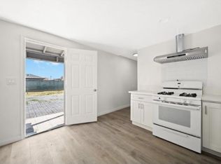8970 Newport Ave APT A, Fontana, CA 92335