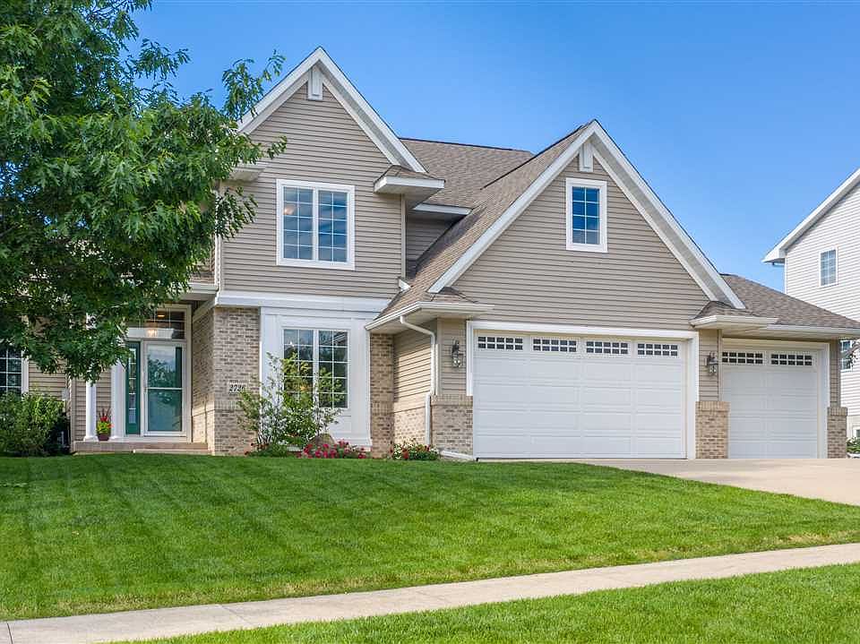 1st image of 2726 Glen Oaks Dr