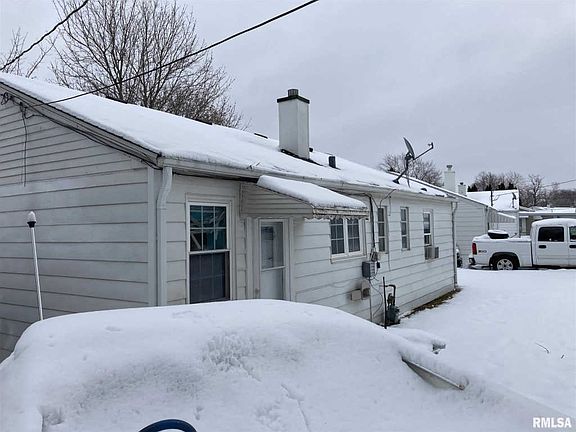 3rd image of 3804 10th Avenue Pl