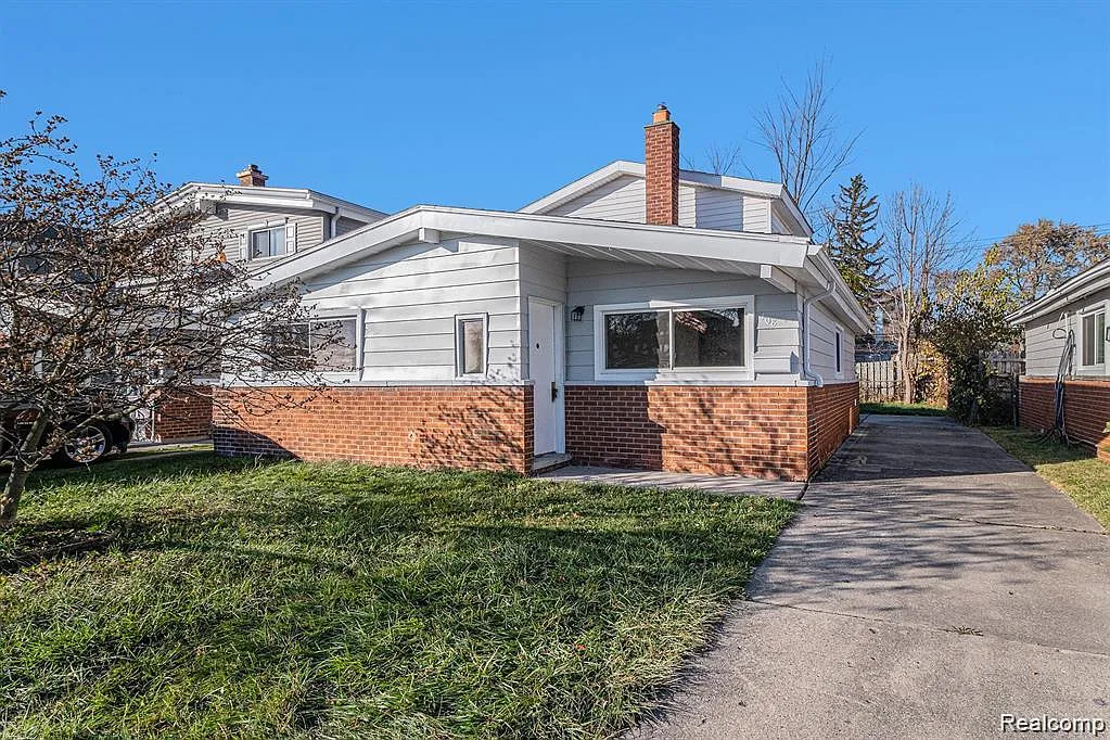 408 W Jarvis Ave photo 1