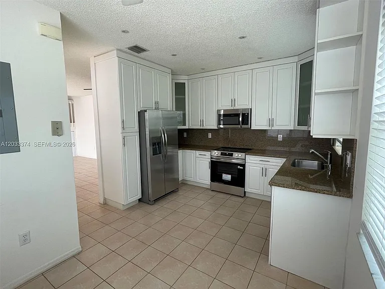 1521 Seagrape Way — Photo 9