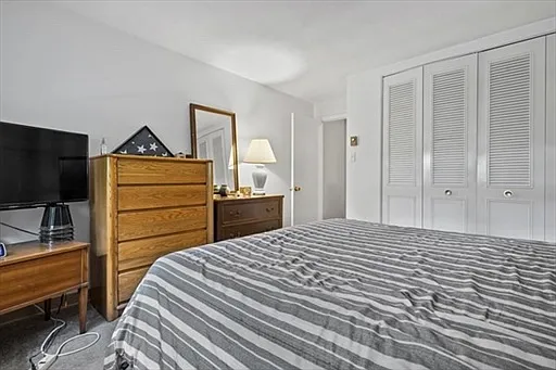 55 Greentree Ln #44 — Photo 6