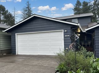 1110 NW Springwood Ln, McMinnville, OR
