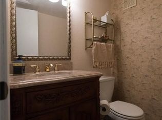 818 Pebble Beach Dr, Garland, TX