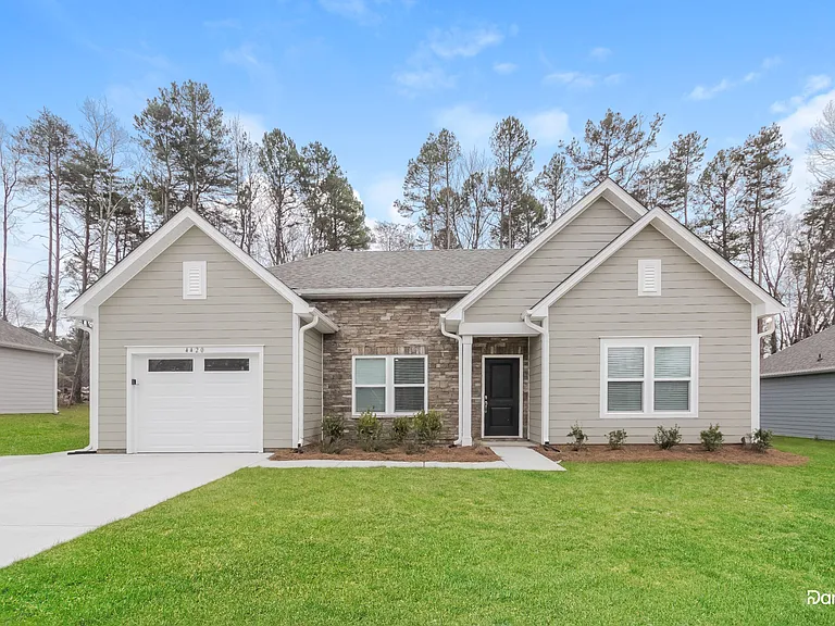 4420 Mountain Island Dr — Photo 2