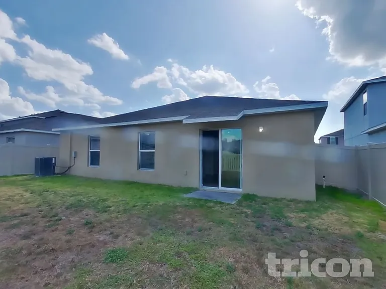 10410 Fairy Moss Ln — Photo 18
