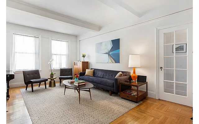 Sold by Douglas Elliman | media 10