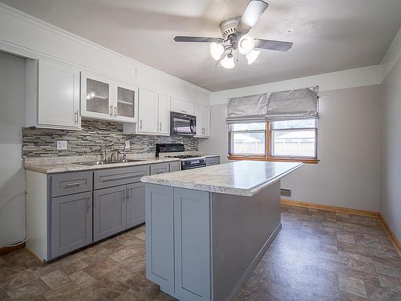3rd image of 3212 S 76th St #3214