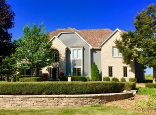16915 Vanderbilt St, Brookfield, WI 53005