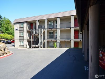 9517 NE 180th Street #B-103, Bothell, WA, 98011