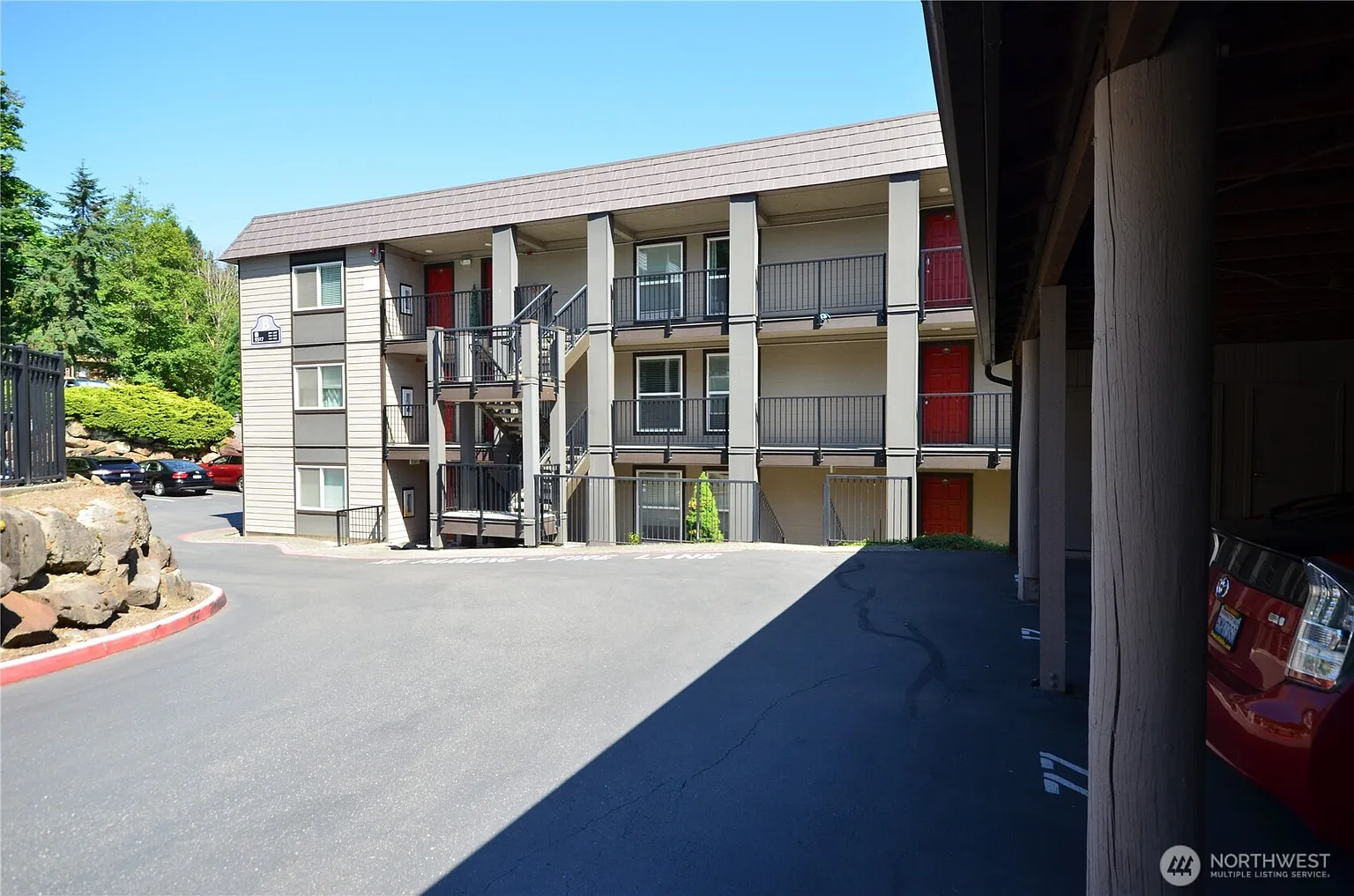 9517 NE 180th Street #B-103 photo 1