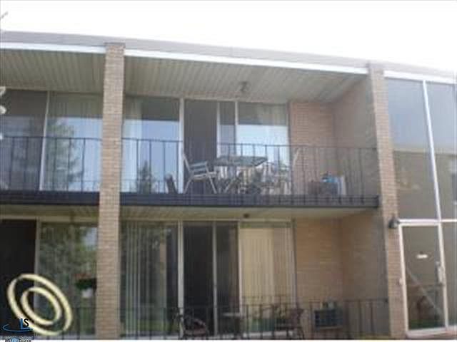1st image of 28111 Jefferson Ave #4
