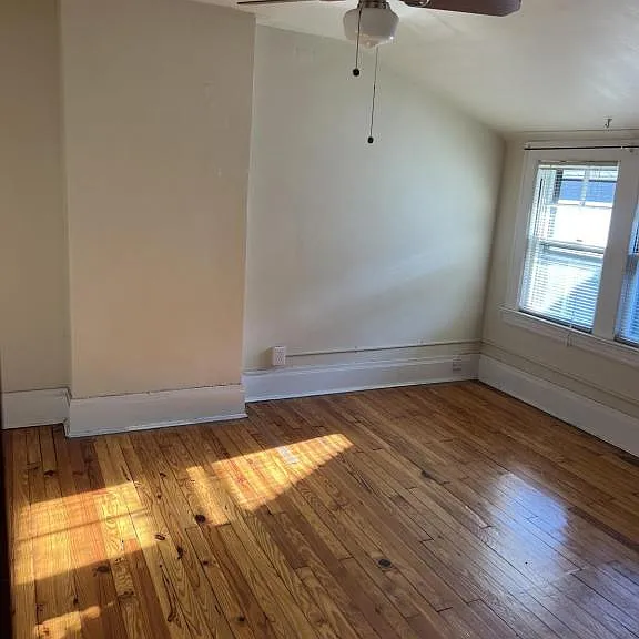 1057 Park Ave — Photo 6