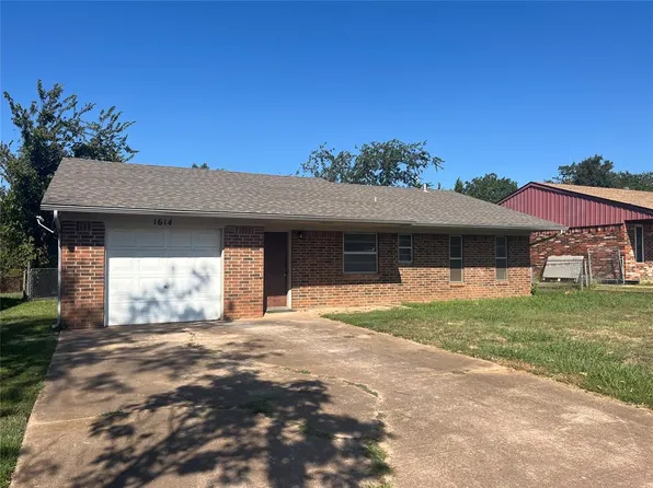 1614 Hardwood Grv, Tecumseh, OK 74873