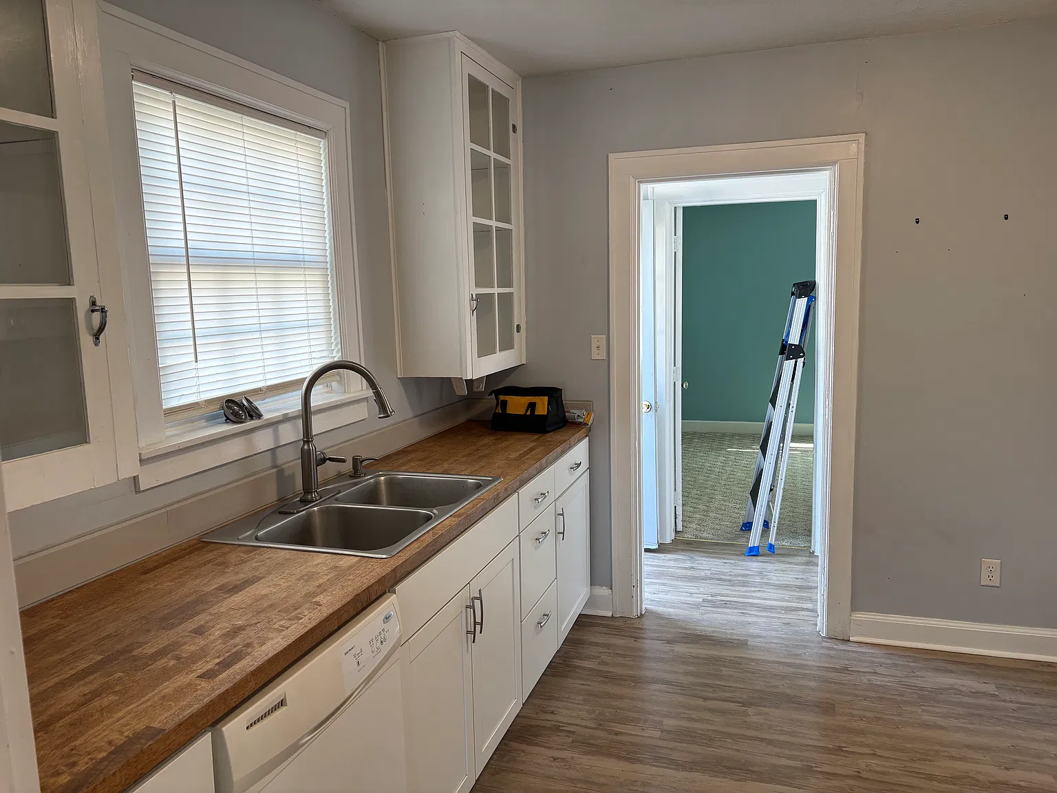 3 bed, 1208 sqft, $1,000 — Photo 4