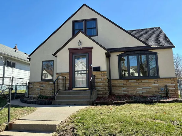 982 Geranium Ave E, Saint Paul, MN 55106