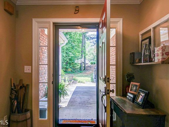 4th image of 3447 Cedarwood Ct