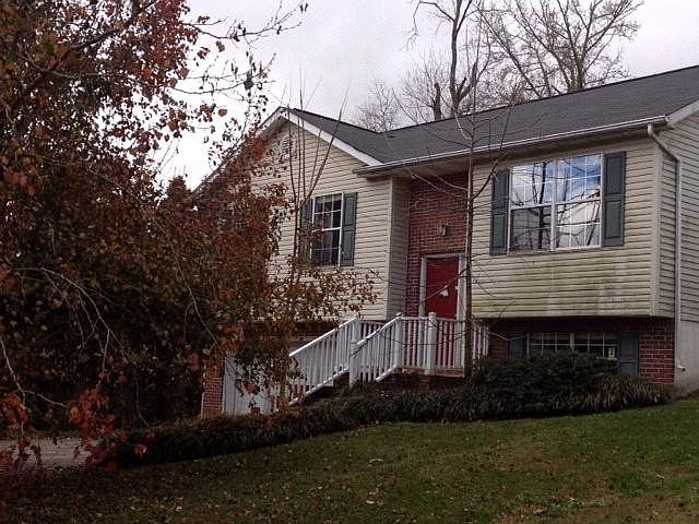 2nd image of 4423 Saint Lucia Ln