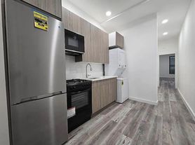 915 Broadway, Brooklyn, NY