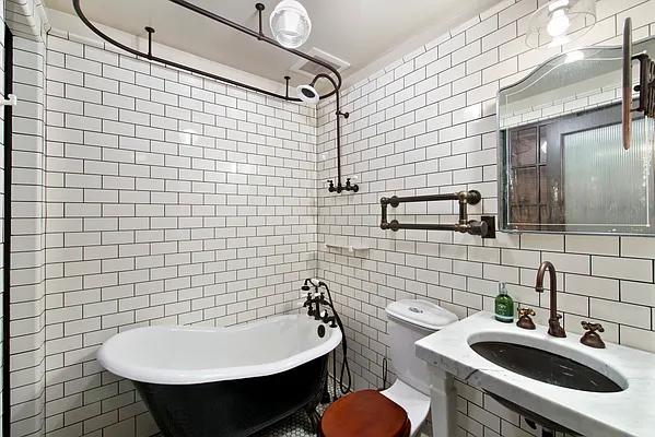 Sold by Compass | media 8