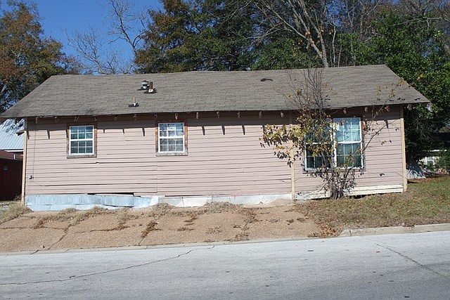 1st image of 421 E Jodie Ave