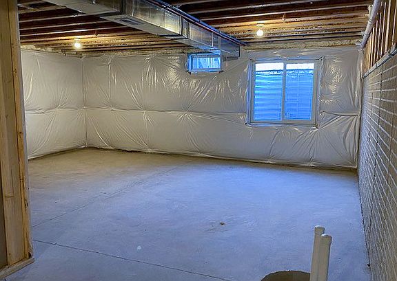 5th image of 13 S George St Homesite 7