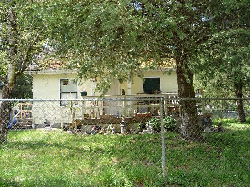 2nd image of 20449 Maxwell Rd SE