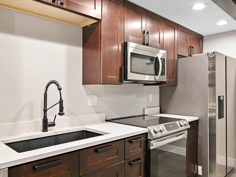 1327 Jersey St #6 — Photo 12