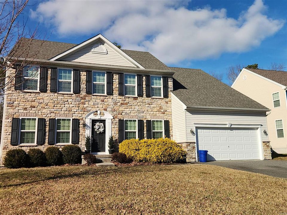 1st image of 9 Mutineer Ave