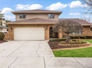 9925 Mansfield Ave, Oak Lawn, IL