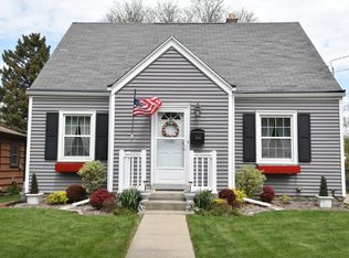 1204 Ellis St, Waukesha, WI 53186