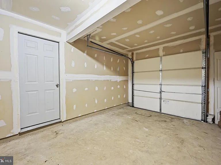 7249 Mountaineer Dr — Photo 27