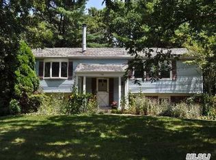 1013 Old Town Rd, Coram, NY 11727