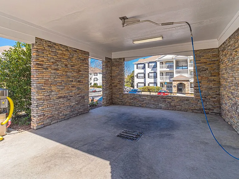 Alexander at Stonecrest Apartments — Photo 29