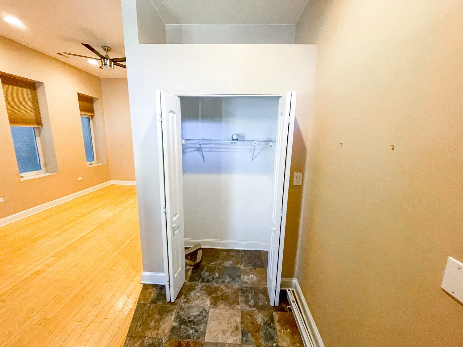 1435 W. Grand Ave. — Photo 1