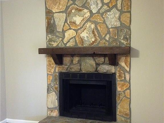 4th image of 6706 Lakewood Dr