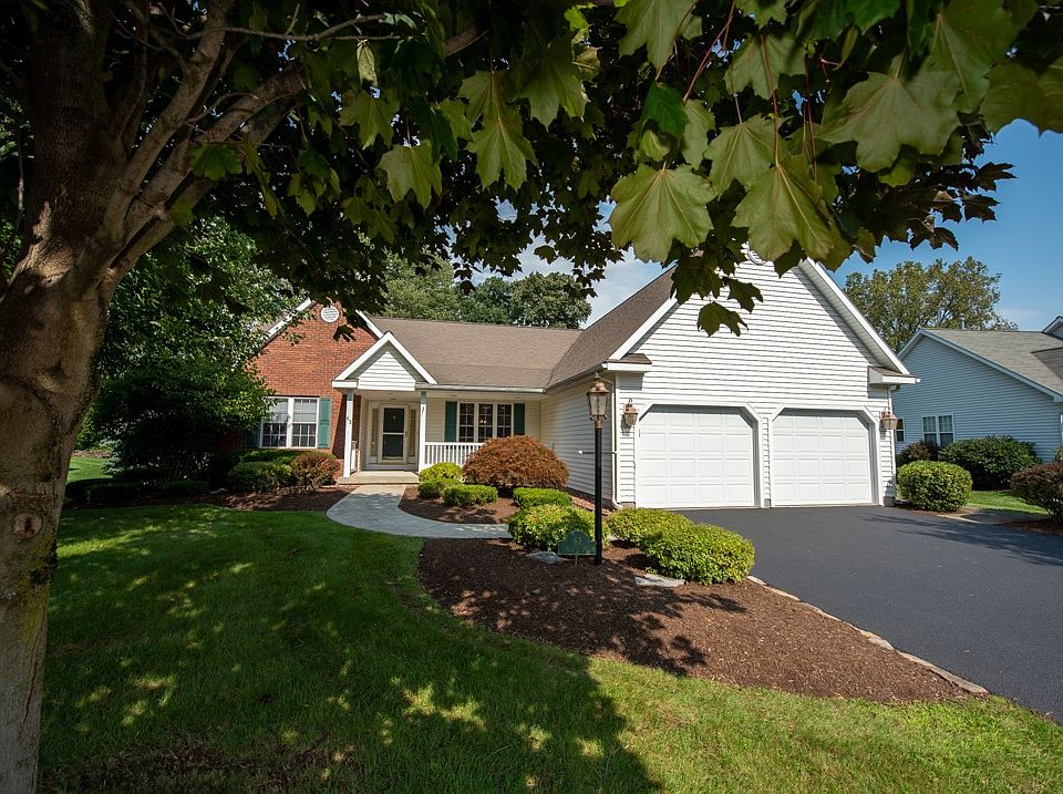 1st image of 63 W Hearthstone Dr