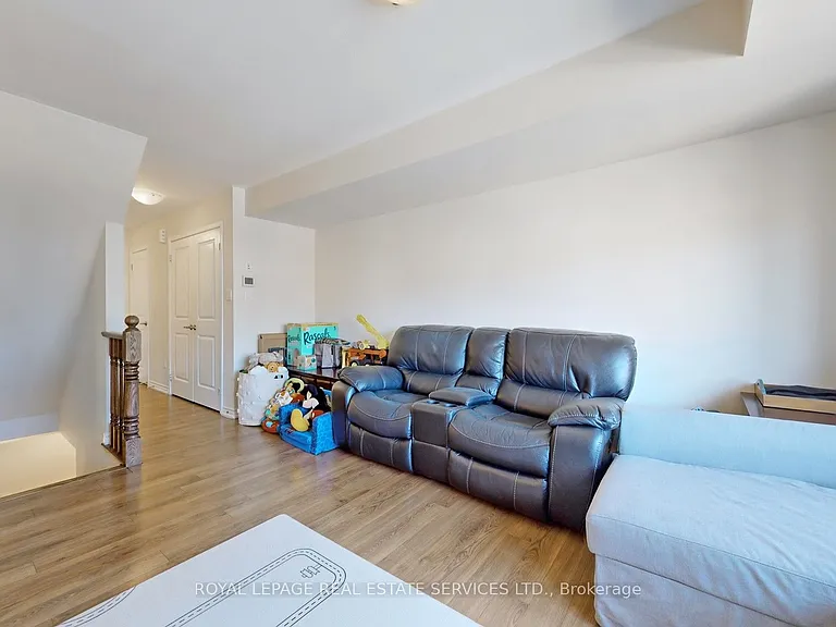 280 Sarah Cline Dr — Photo 5