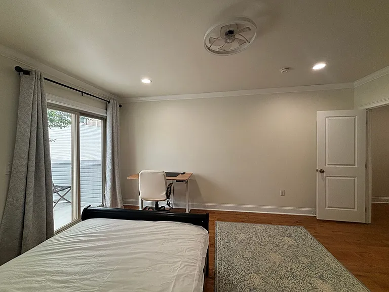 4080 Spring Garden St #B-R-2 — Photo 29