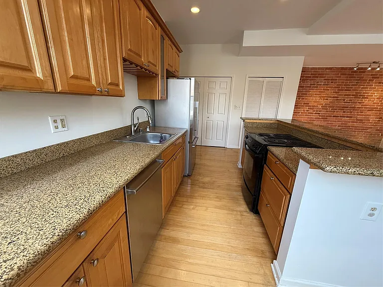4120 Cass Ave #3 — Photo 12