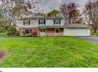 924 Springwood Dr, West Chester, PA 19382