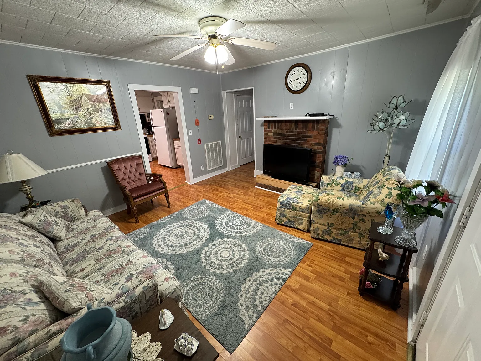 2 bed, 868 sqft, $1,700 — Photo 4