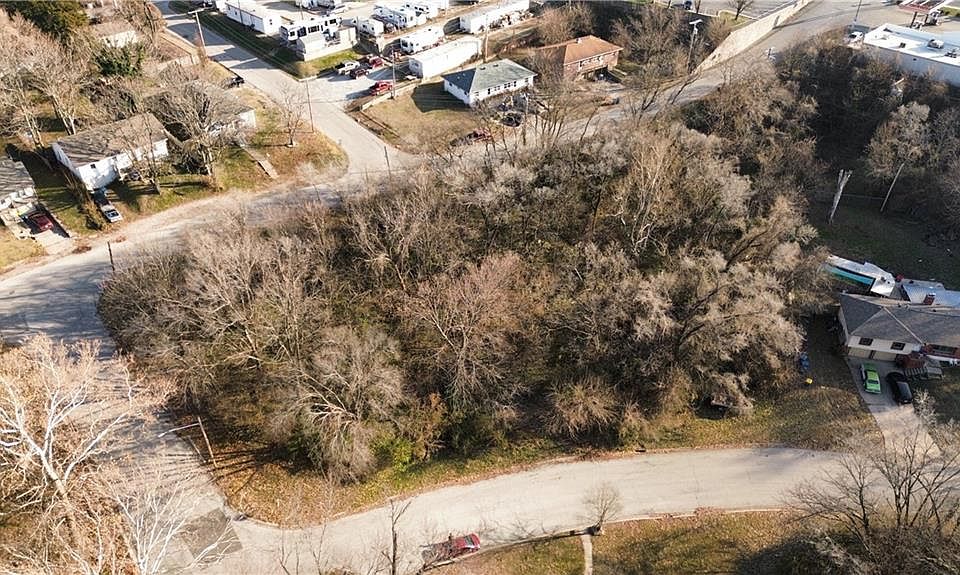 1st image of 11621 Circle Dr