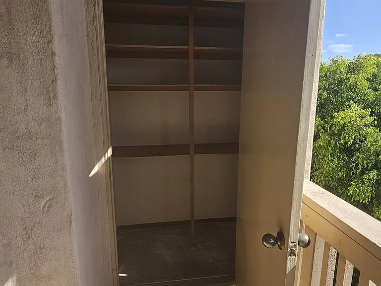 4077 Goldfinch St — Photo 15
