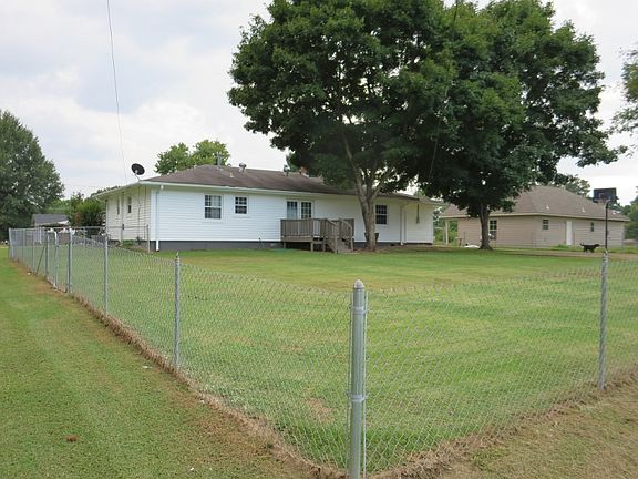 2nd image of 251 Winslow Dr